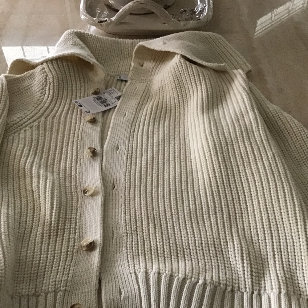Mango Cream Ribbed Cardigan with Button up Collar size M new with tags LAST WEEK